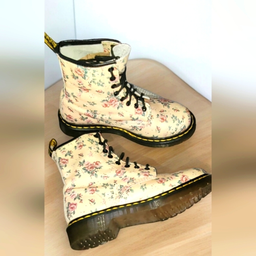 Dr. Martens Floral Cream Combat Boots